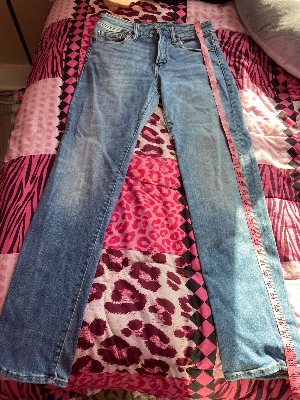American Eagle slim fit jeans 29x32